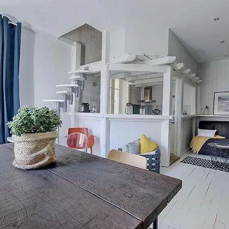 Appartement Jaullery #8 - Studio Design - 4 Personnes